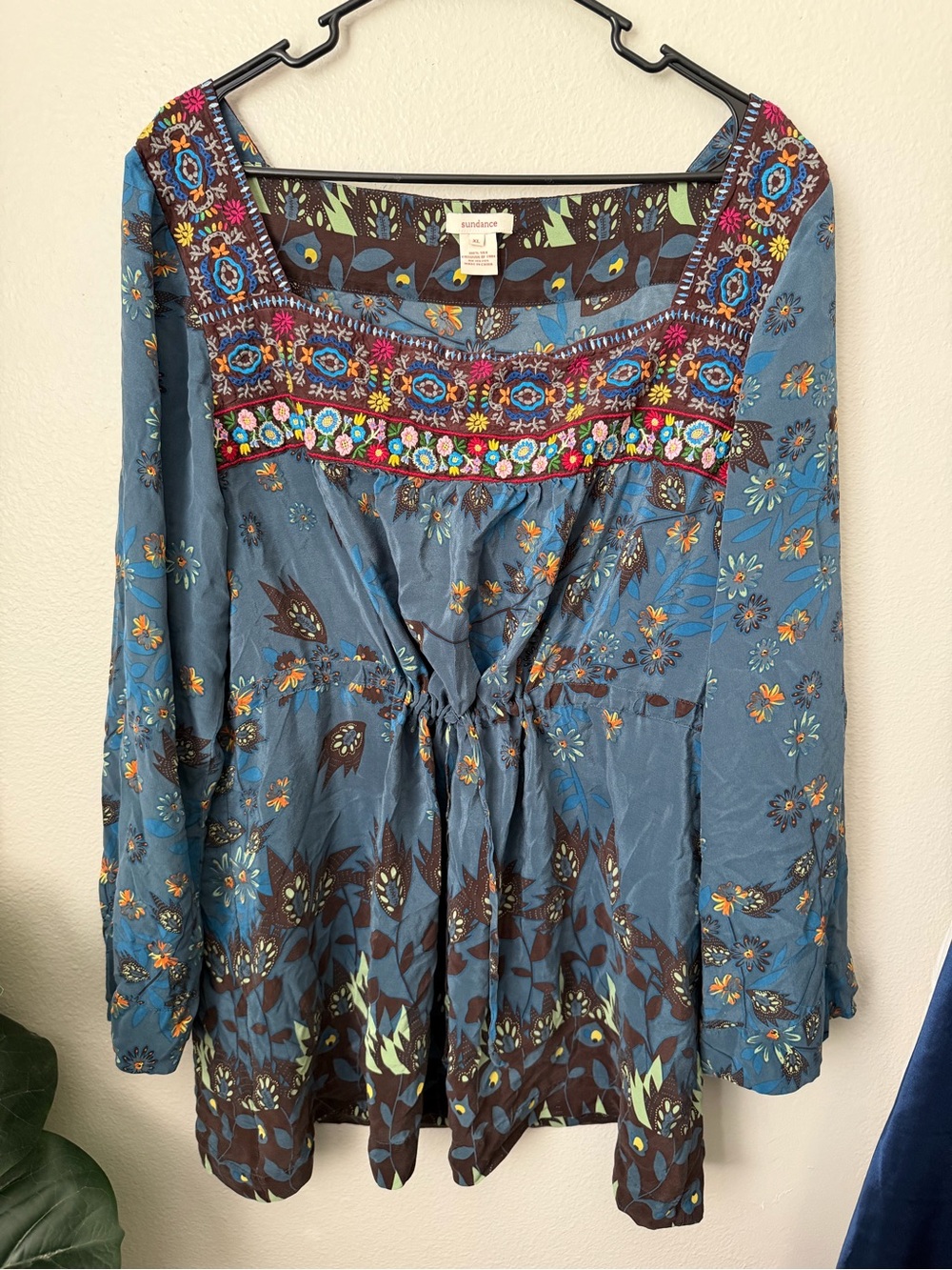 Sundance Blue Floral Embroidered Peasant Blouse